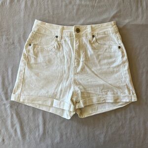 white jean shorts